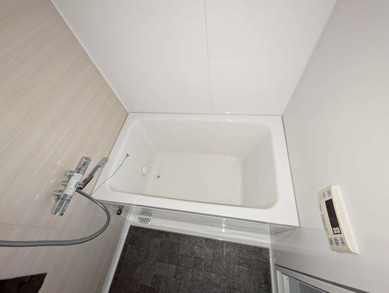 ノーブル豊中の浴室