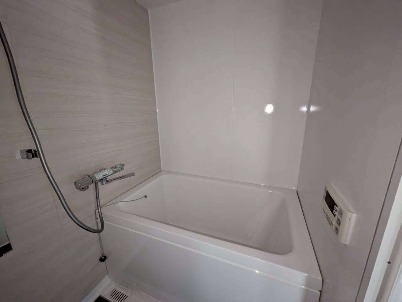 ノーブル豊中の浴室