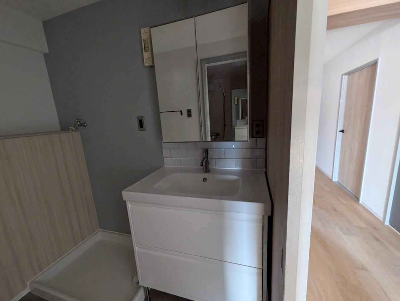 ノーブル豊中の洗面所