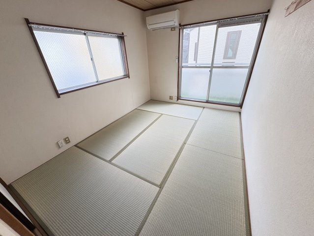 ストークハイツ上村の居間・リビング