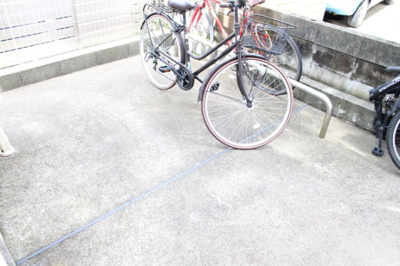 【その他共用部分】 | ロイヤルコート東那珂 | 駐輪場