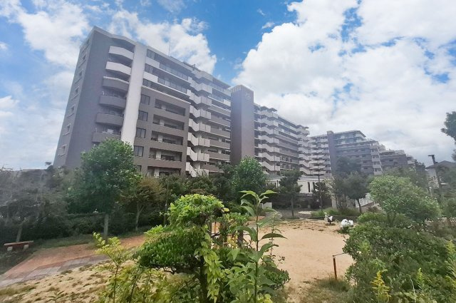 ルネシエスタB棟　