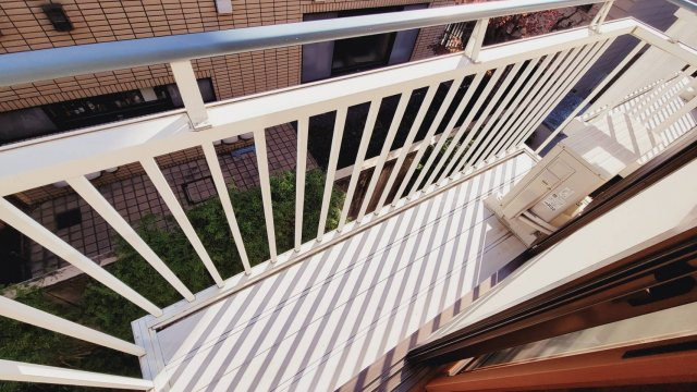 【バルコニー】