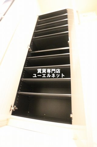 【設備】 | Wood GardenⅡ | 収納力たっぷりのシューズボックスで玄関すっきり！