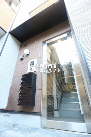 【セキュリティ】 | Wood GardenⅡ | 来客時も安心◎オートロック付き