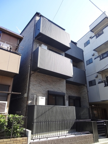 シャルマン港町の画像