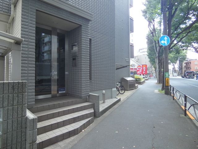 Le Grand Vert Karasuyamaのエントランス|安心のオートロック