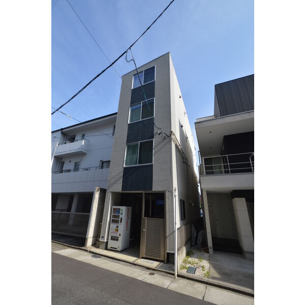 Casa Avenue Tsurumaiの外観|きれいな外観です