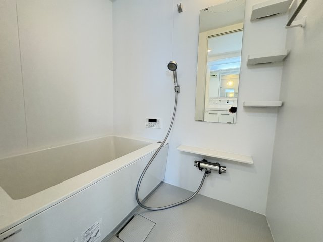 ライオンズマンション明石二見の浴室