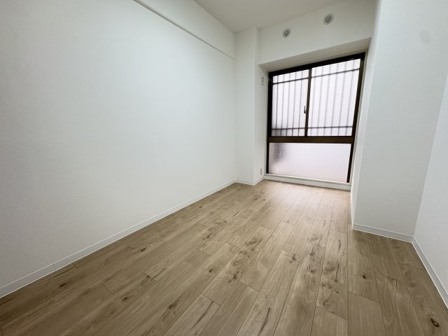 ライオンズマンション明石二見の洋室