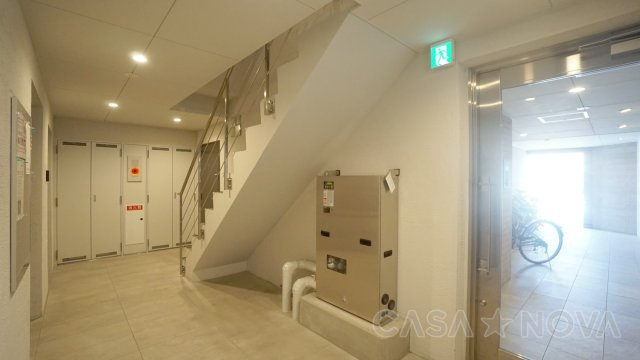 ＬＵＯＲＥ浄心ＥＡＳＴのロビー