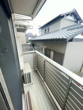 【バルコニー】