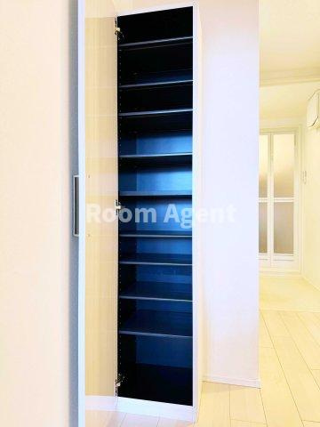 リベルテ千種の玄関