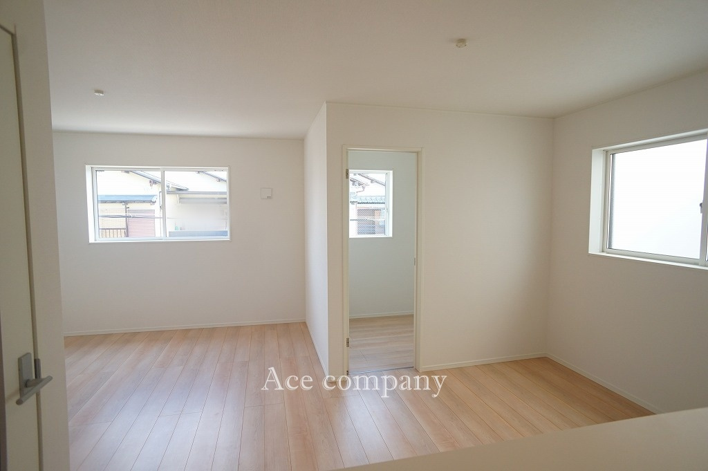 【居間・リビング】の画像