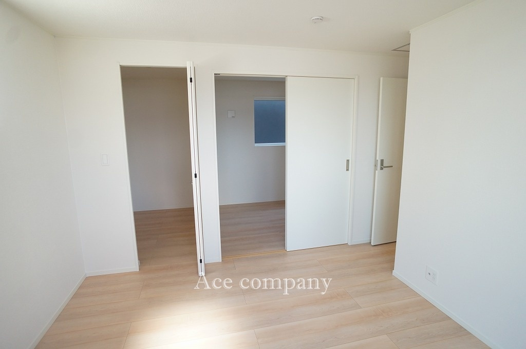 【寝室】の画像