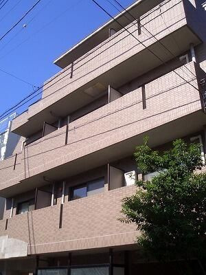 アヴァンティ哲学堂公園の外観