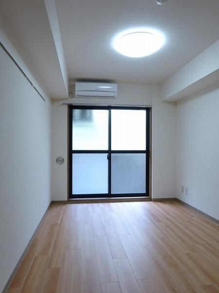 アヴァンティ哲学堂公園の居間・リビング