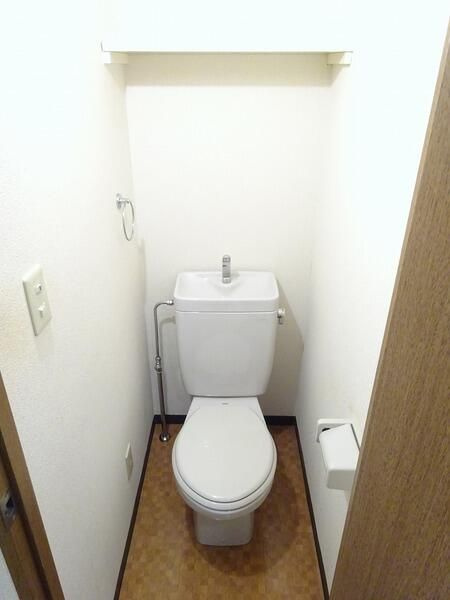 アヴァンティ哲学堂公園のトイレ