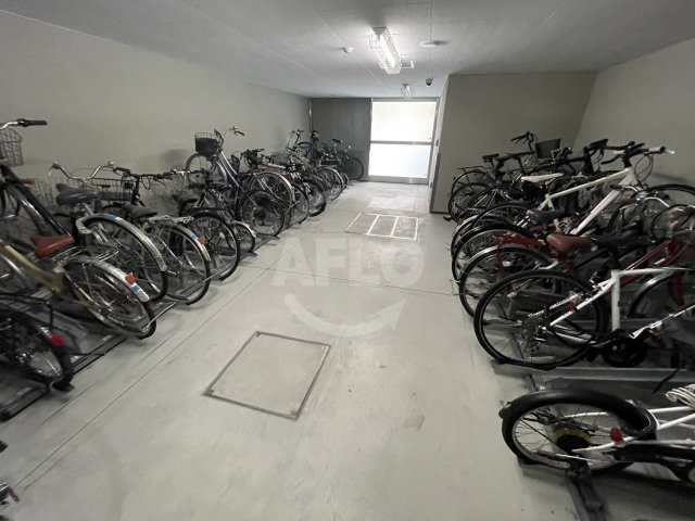 コンフォリア阿波座のその他共用部分|コンフォリア阿波座　駐輪場