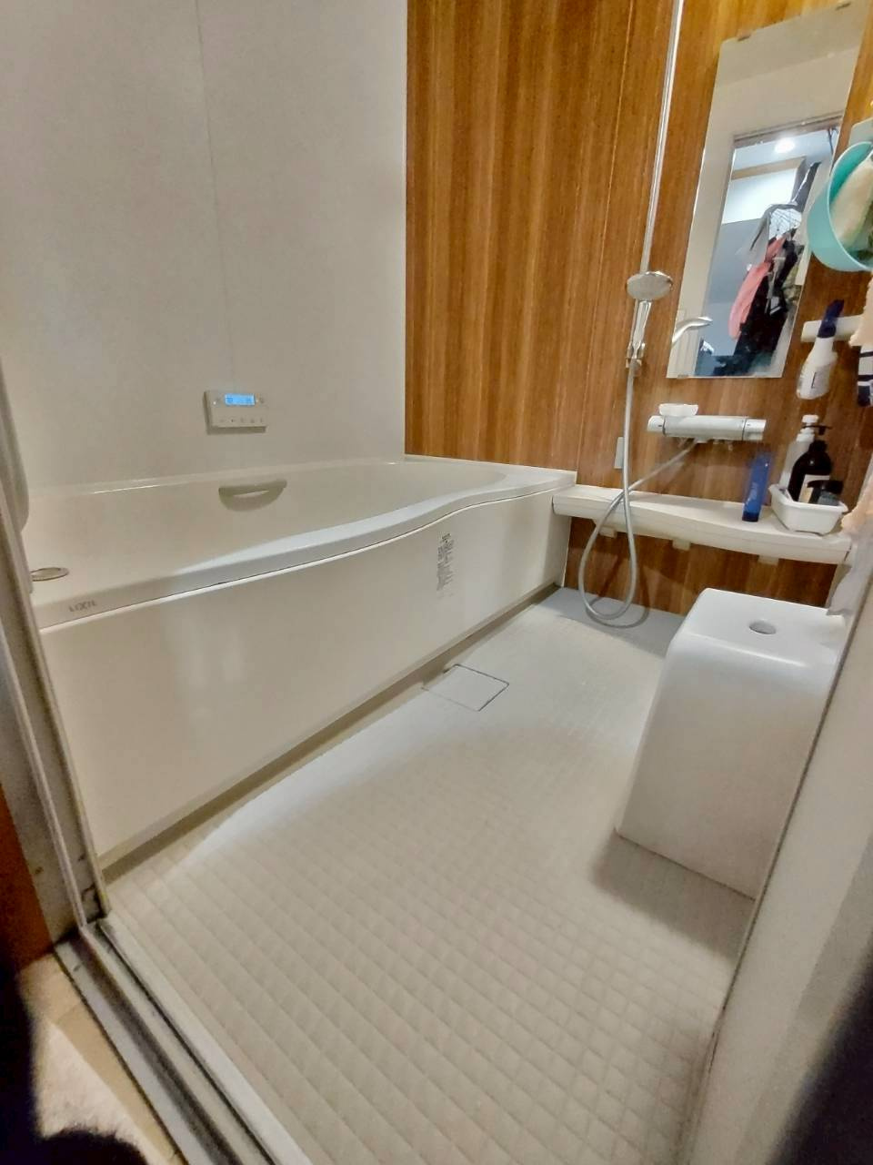 【スウェーデンハウス様施工】文苑3丁目中古住宅の浴室