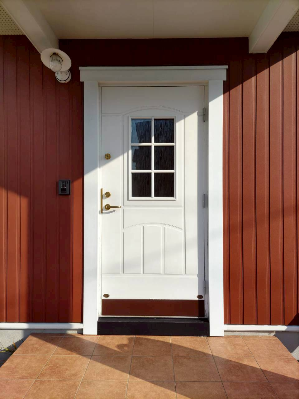 【スウェーデンハウス様施工】文苑3丁目中古住宅の外観