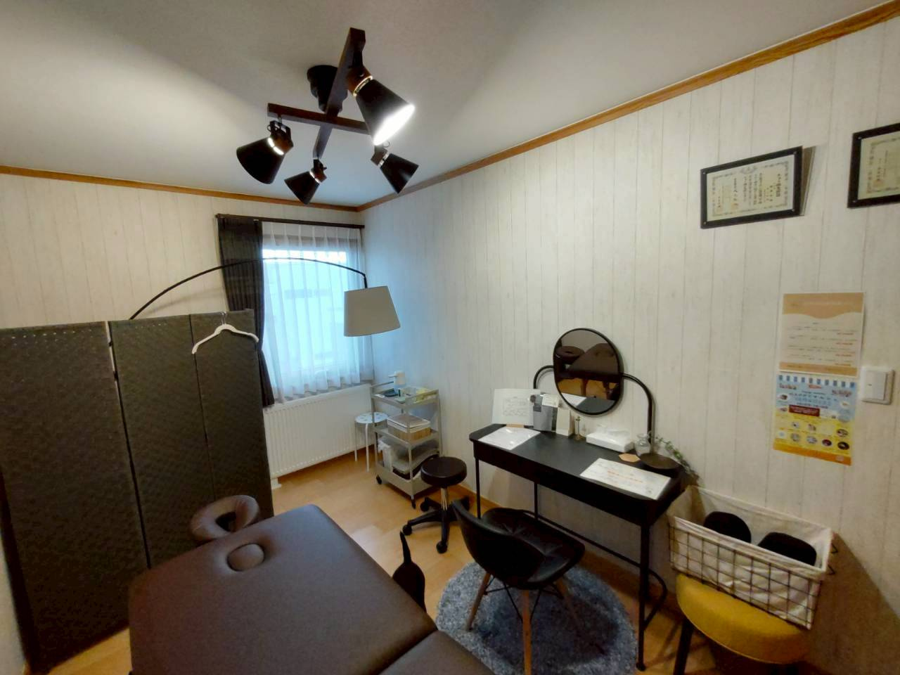 【スウェーデンハウス様施工】文苑3丁目中古住宅の洋室