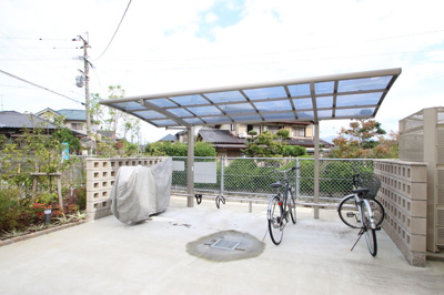 【その他共用部分】 | ベラルーチェ南ヶ丘 | 駐輪場