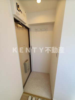 【玄関】 | 桜プレイス戸越公園 | 収納もある玄関です