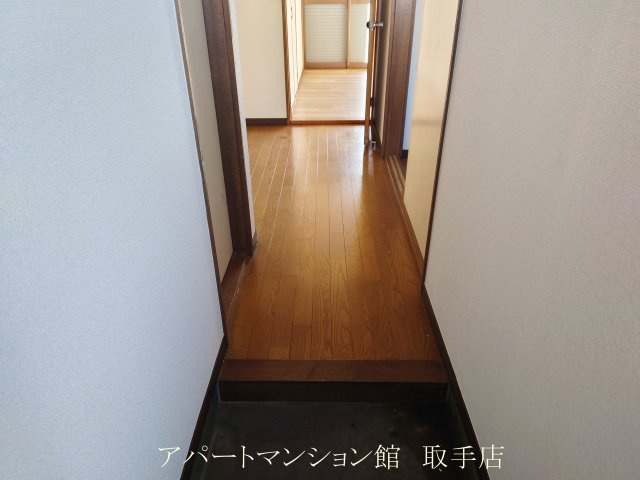 コーポ山利の玄関