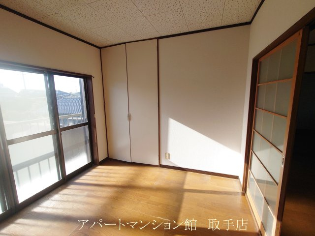 コーポ山利の居間・リビング