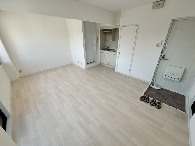 グローバル南豊中の居間・リビング