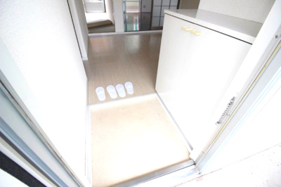 【玄関】 | コーポニューライフ