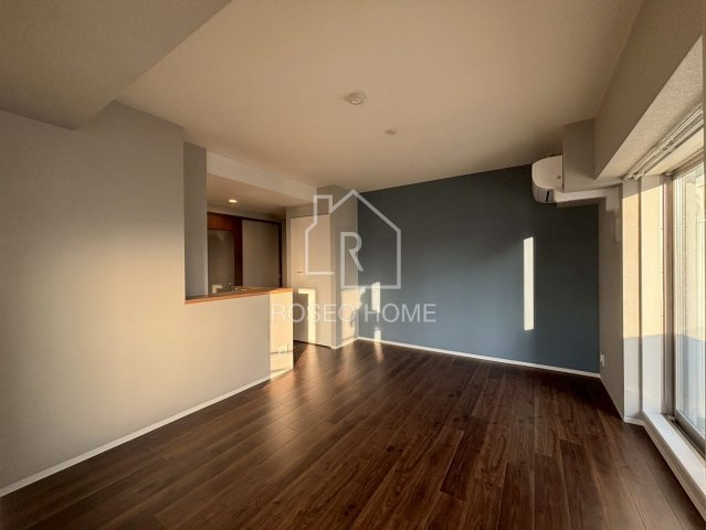 ラグレース天六の居間・リビング