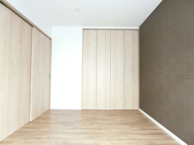 グランディル光明池の寝室|同マンション別部屋