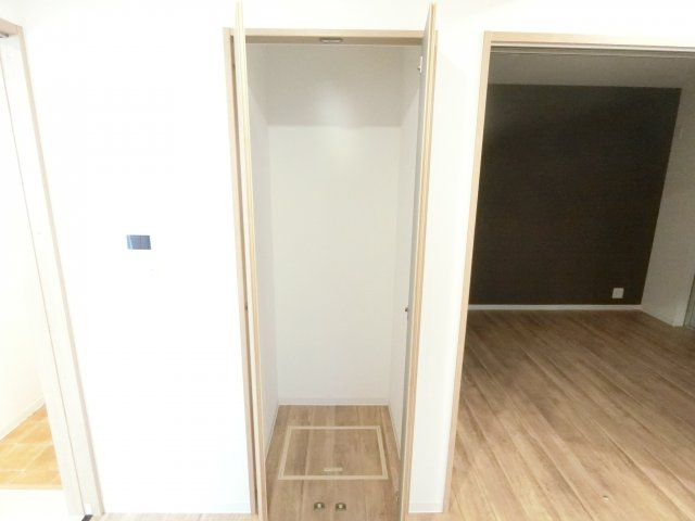 グランディル光明池の収納|同マンション別部屋