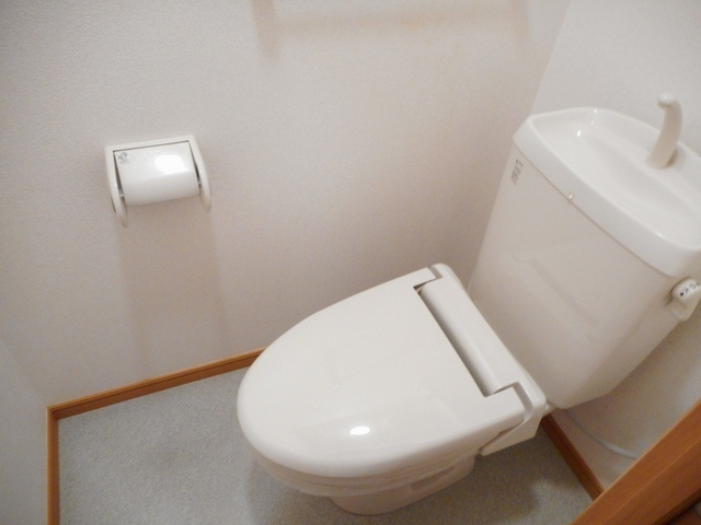 グランレイク　サクラのトイレ