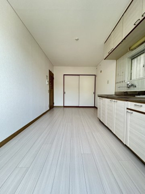 【居間・リビング】 | 中山手ガーデンハウスB棟