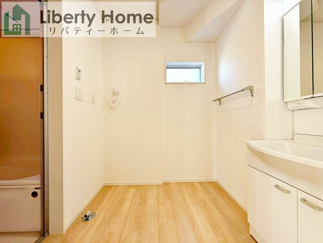 土浦市並木第15　新築戸建　1号棟の脱衣所