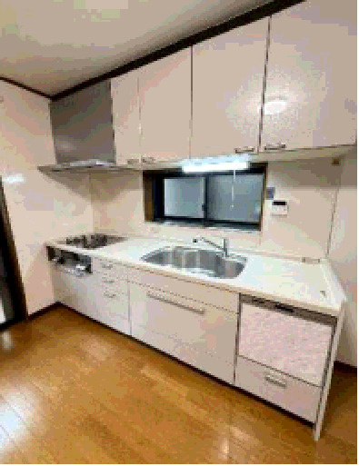 尼崎市西難波町　中古戸建のキッチン