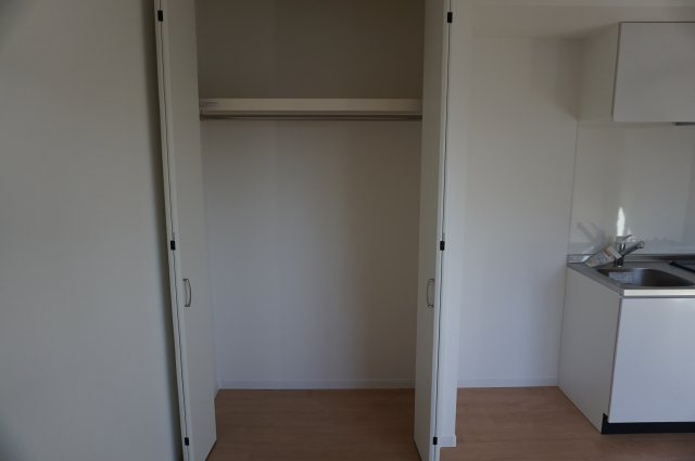 リビングライフ長瀬EASTの収納