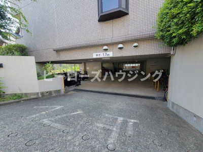 【駐車場】 | ノーブル豊中