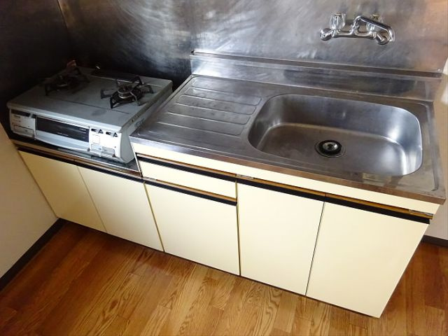 かぶら浜田山のキッチン