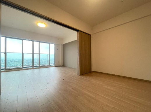 ロイヤルメドゥ香里園タワーの画像