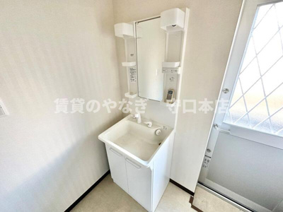 【洗面所】 | LEGAL守口