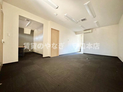 【内装】 | LEGAL守口