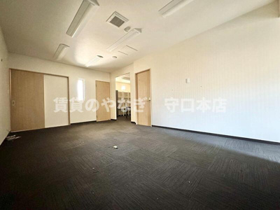 【内装】 | LEGAL守口