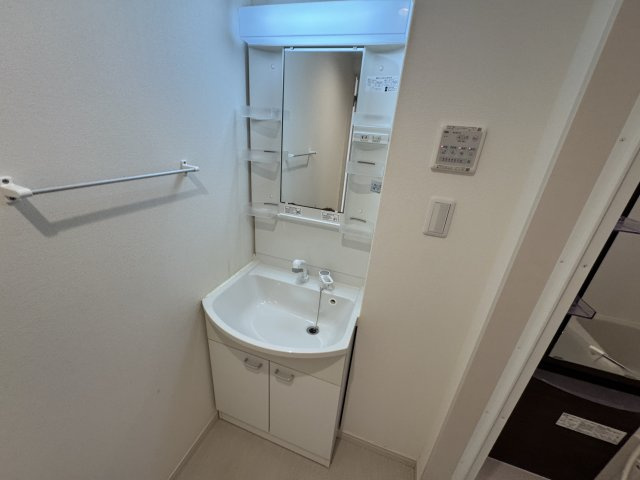 リブリ・Y.Y響の独立洗面台