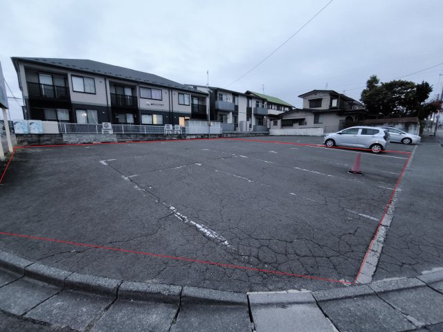 328㎡の広々とした土地です。