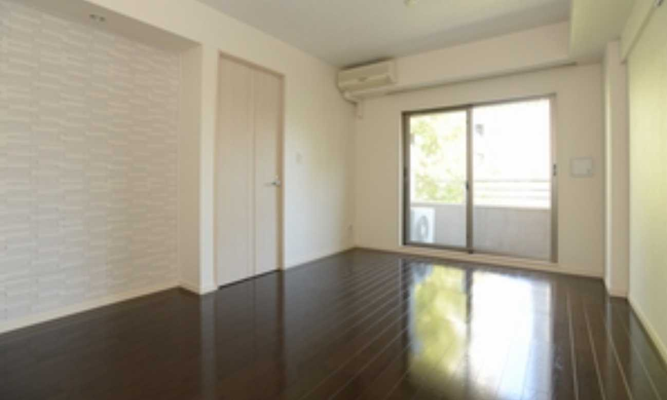 エスティメゾン恵比寿Ⅱ　角部屋　ペット相談可　オートロックの居間・リビング