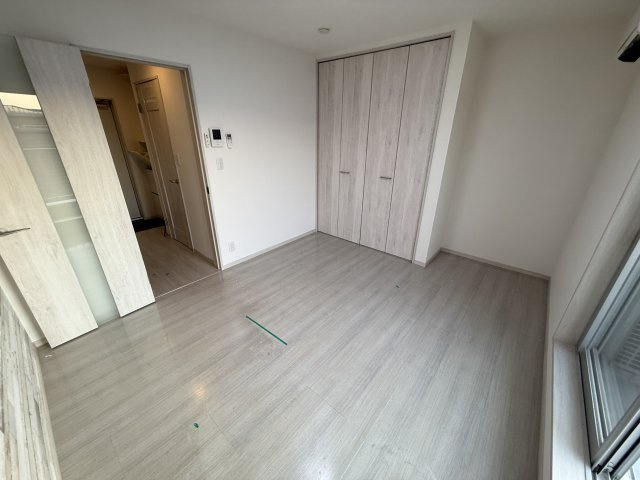 ファーストモダン池田の居間・リビング